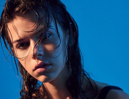 Fashion Editorial : Georgia Fowler by Liz Collins for Mixt(e) Magazine.
Stylist:…