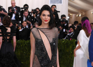 Fashion : Kendall Jenner – Attends the Costume Institute Gala at the…