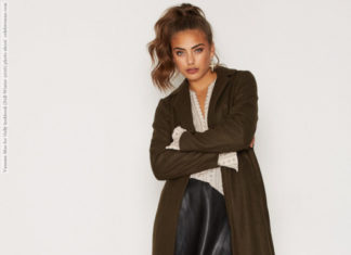 Fashion Editorial : Vanessa Moe for Nelly lookbook (Fall-Winter 2016) photo shoot…