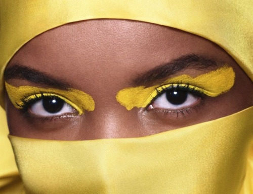 Fashion Editorial : Halima Aden by Felix Kim for CR Fashion Book
Stylist: Ben…