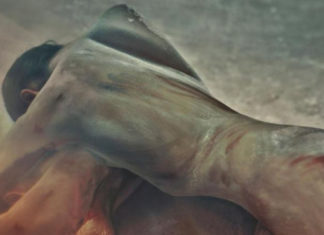 Fashion Editorial : Gaïa Orgeas by Rory Payne for Beauty Papers magazine.
Stylist:…