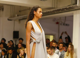 Fashion : Royal College of Art grad collection 2017Posted by x