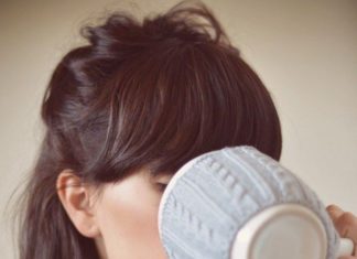 Trendy Hair Style : Découvrez les 4 choses à savoir avant de faire une frange. On vous propose aus…