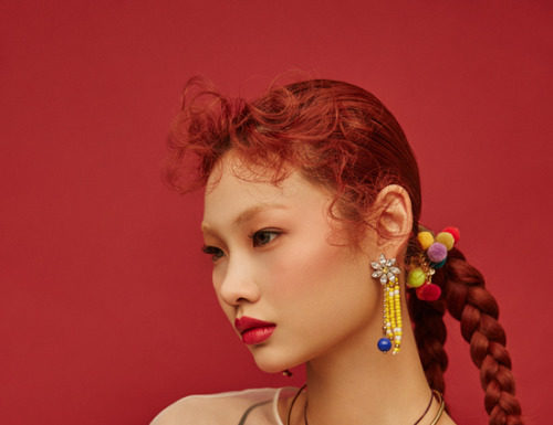 Fashion Editorial : koreanmodel:Jung Ho Yeon by Shin Seon Hye for Singles Korea Mar…