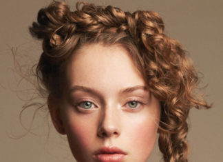 Fashion Editorial : “Knot’s Landing”
Lauren de Graaf by Natth…