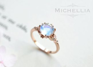 Luxury Jewelry 2017/2018 : Vintage Moonstone Floral Engagement Ring in by MichelliaDesigns…