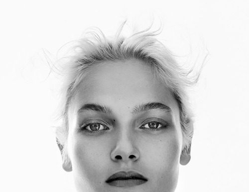 Fashion Editorial : Frederikke Olesen by Sam Bisso for Fashion Gone Rogue.
Stylist:…