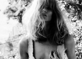 Best Swimsuits 2017/2018 : Swandive