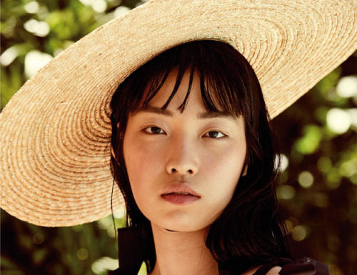 Fashion Editorial : SUMMER BUZZ
Gao Jie by Regan Cameron for Vogue China July…