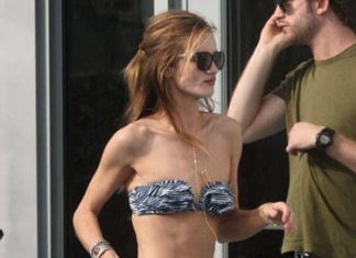 Best Swimsuits 2017/2018 : Beach Chic: Stars in Swim’s Best Trends