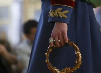 Gucci : Inspired by the Renaissance and the goddesses of old…