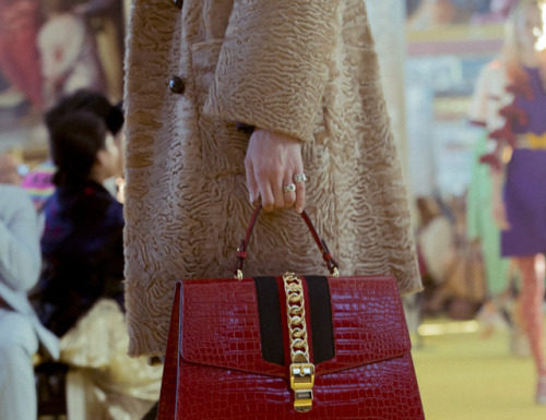 Gucci : Duffles and totes in the Gucci Cruise 18 fashion show featured…