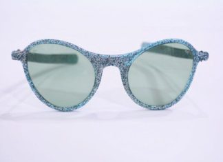 Best Summer Accessories 2017/2018 : 1950s occhiali da sole vintage anni ' 50 blu di StorylandVintage…