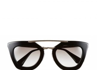 Best Summer Accessories 2017/2018 : 5 Tricks to Pulling Off a Denim-on-Denim Outfit