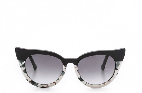 Best Summer Accessories 2017/2018 : 9 Looks That Prove Cat-Eye Sunglasses Are A Must-Have Accessory