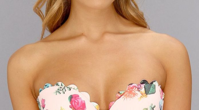 Best Summer Accessories 2017/2018 : #Floral #madness- i actually kind of like this pattern for a suit…
