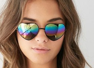 Best Summer Accessories 2017/2018 : Mirrored Heart-Shaped Sunglasses
