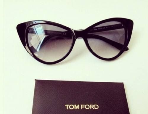 Best Summer Accessories 2017/2018 : These are the kind of designer sunglasses that really make me resent my poorness…