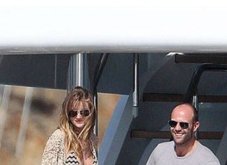 Best Swimsuits 2017/2018 : Beach Chic: Stars in Swim’s Best Trends