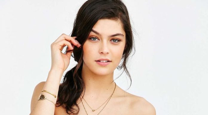 Best Swimsuits 2017/2018 : Beach Riot X Stone Cold Fox Daphine One-Piece Swimsuit – Urban Outfitters