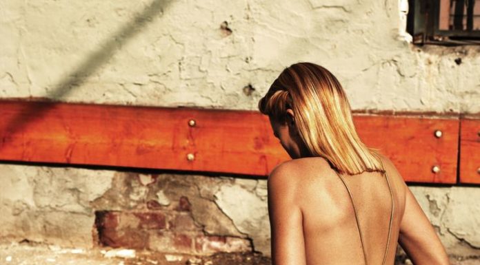 Best Swimsuits 2017/2018 : Mad Max Actress Charlize Theron Strips Down