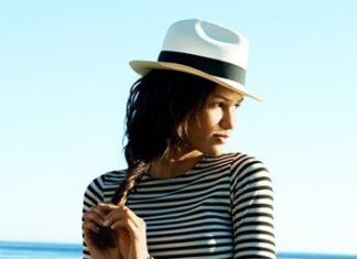 Best Swimsuits 2017/2018 : Vitamin A® Crop Rashguard & Swim Shorts | Nordstrom