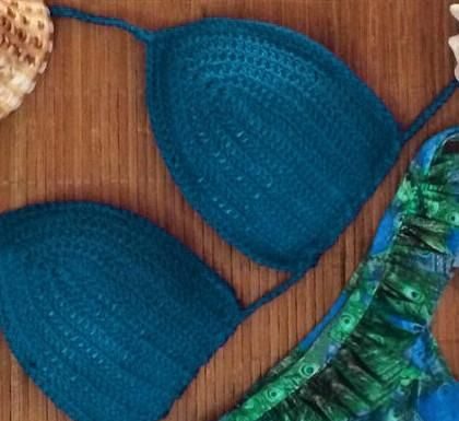 Best Swimwear 2017/2018 : Blue Crochet and Peacock-Print Bikini Set
