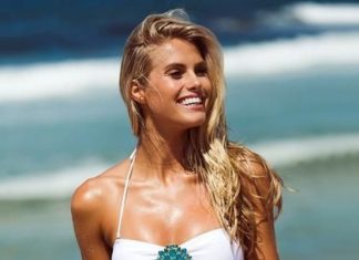 Best Swimwear 2017/2018 : Swimwear // Show everyone how gorgeous you can be in this adorable floral jewelr…