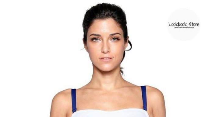 Best Swimwear 2017/2018 : Swimwear // This beautiful one-piece swimsuit comes in a cute sweetheart necklin…