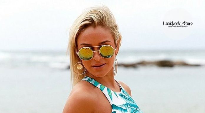 Best Swimwear 2017/2018 : Swimwear // Wear this green tropical leaf-print high-neck bikini set and you wil…