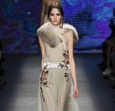 Fashion : Alberta Ferretti Fall 2016 Ready-to-Wear