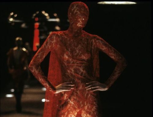 Fashion : Alexander McQueen Fall 1998 Ready-to-Wear