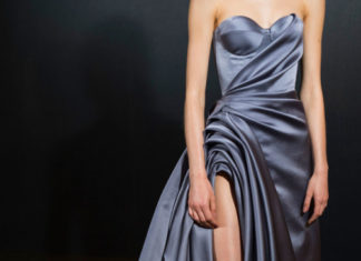 Fashion : Backstage @ Ralph Russo Couture AW 2016
Posted by x