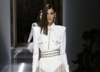 Fashion : Balmain Menswear SS18
Posted by x