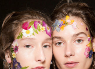 Fashion : Beauty @ Preen S.S 2017
Posted by x