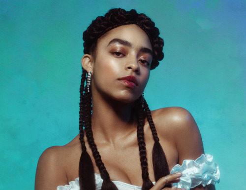 Fashion : charlotterutherford:
Shot a bunch of cool artists curated by…