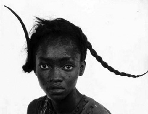 Fashion Editorial : 0729866:
i-D October 2001 McDonalization Oluchi Onweagba…
