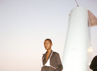 Fashion Editorial : 32-leaves:
By Maya Fuhr