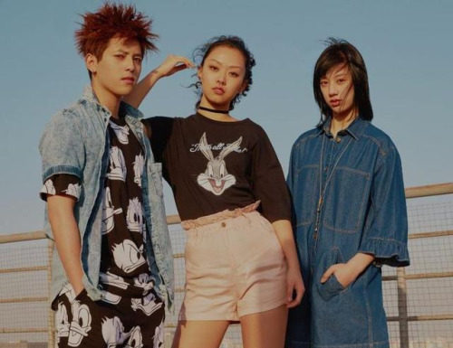 Fashion Editorial : cheongsaam:‘ASIA KEYS’
Fu Long Fei, Mia Kong, & Lulu…