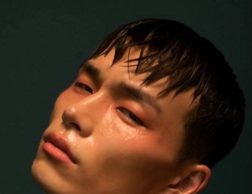 Fashion Editorial : ebtcard:
https://www.instagram.com/p/BP3J1iqgxK-/