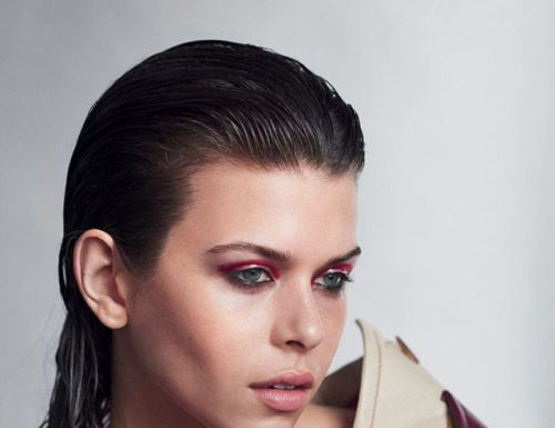 Fashion Editorial : Georgia Fowler by Liz Collins for Mixt(e) Magazine.
Stylist:…