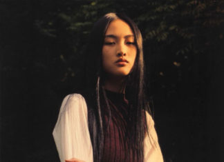 Fashion Editorial : jinxproof:
Jing WenSelf Service (F/W 2015)ph. Harley Weir