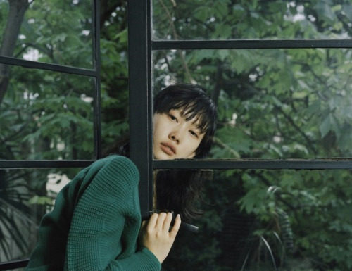 Fashion Editorial : midnight-charm:
Jiaye Wu photographed by Leslie Zhang for Vogue…