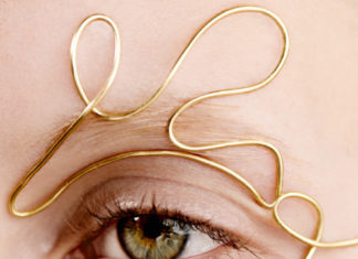 Fashion Editorial : midnight-charm:
Julia Reiss photographed by
Armin Morbach for…