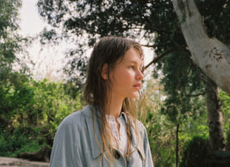 Fashion Editorial : midnight-charm:
Photography by Yaniv Edry for Vogue Ukraine…