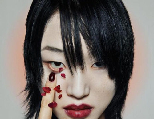 Fashion Editorial : midnight-charm:
Sora Choi photographed by
Bryan Huynh for W…