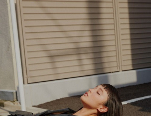 Fashion Editorial : midnight-charm:
Yuka Mannami photographed by Jumbo Tsui for…