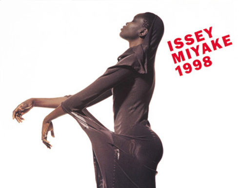 Fashion Editorial : parkerandloulou:Issey Miyake X Irving Penn X Alek Wek 1998