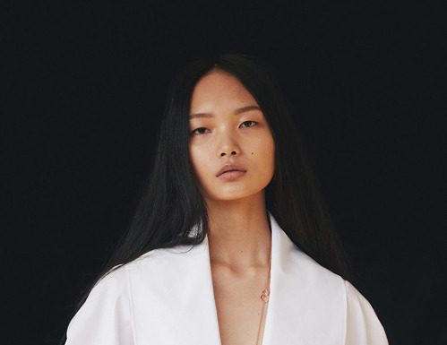 Fashion Editorial : stylish-editorials:
Ling Chen photographed by Nadia Ryder for…