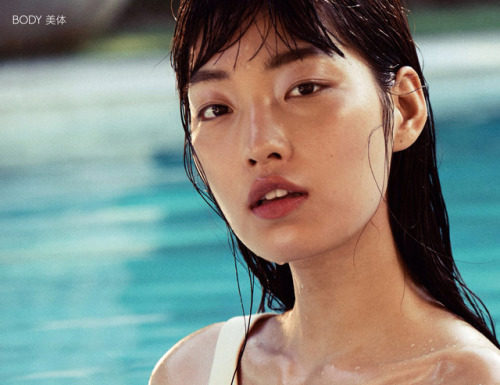 Fashion Editorial : SUMMER BUZZ
Gao Jie by Regan Cameron for Vogue China July…